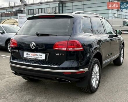 Черный Фольксваген Туарег, объемом двигателя 2.97 л и пробегом 270 тыс. км за 21700 $, фото 4 на Automoto.ua