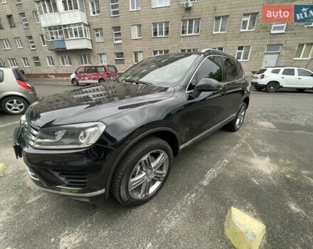 Черный Фольксваген Туарег, объемом двигателя 2.97 л и пробегом 292 тыс. км за 30000 $, фото 2 на Automoto.ua