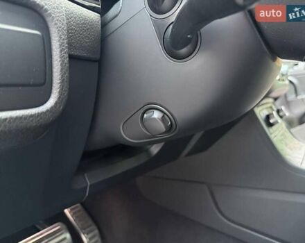 Черный Фольксваген Туарег, объемом двигателя 4.13 л и пробегом 195 тыс. км за 31990 $, фото 19 на Automoto.ua