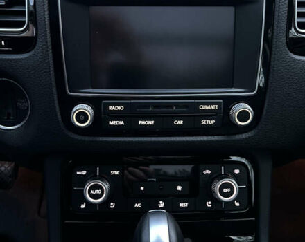 Черный Фольксваген Туарег, объемом двигателя 2.97 л и пробегом 267 тыс. км за 19900 $, фото 44 на Automoto.ua