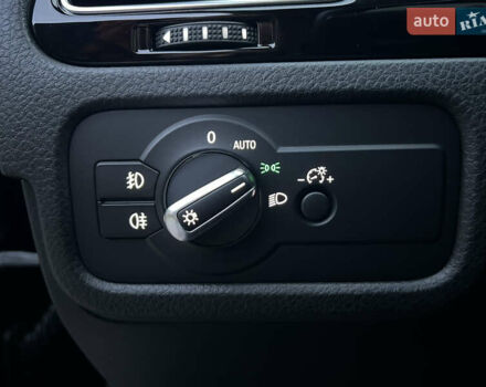 Черный Фольксваген Туарег, объемом двигателя 2.97 л и пробегом 267 тыс. км за 19900 $, фото 48 на Automoto.ua