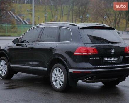 Черный Фольксваген Туарег, объемом двигателя 2.97 л и пробегом 241 тыс. км за 22500 $, фото 3 на Automoto.ua