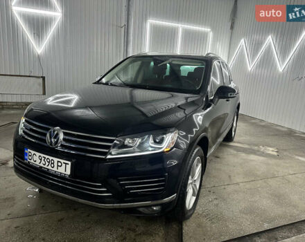 Черный Фольксваген Туарег, объемом двигателя 3 л и пробегом 56 тыс. км за 27000 $, фото 3 на Automoto.ua