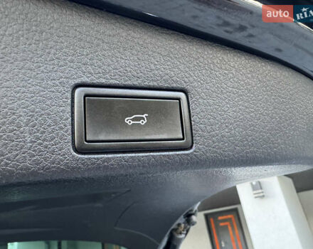 Чорний Фольксваген Туарег, об'ємом двигуна 2.97 л та пробігом 194 тис. км за 22499 $, фото 63 на Automoto.ua