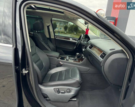 Черный Фольксваген Туарег, объемом двигателя 3.6 л и пробегом 219 тыс. км за 16999 $, фото 17 на Automoto.ua