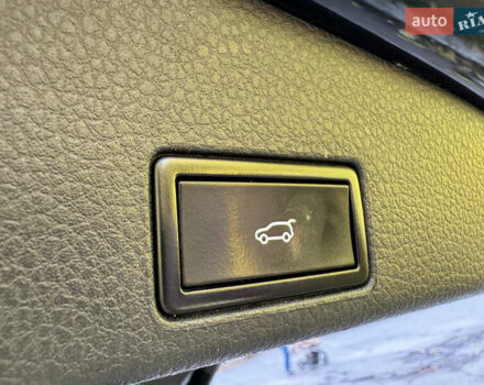 Черный Фольксваген Туарег, объемом двигателя 3 л и пробегом 238 тыс. км за 23700 $, фото 37 на Automoto.ua