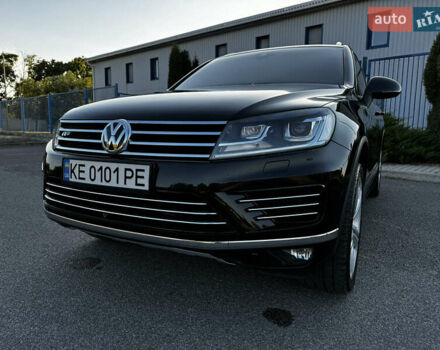 Черный Фольксваген Туарег, объемом двигателя 2.97 л и пробегом 202 тыс. км за 30000 $, фото 15 на Automoto.ua