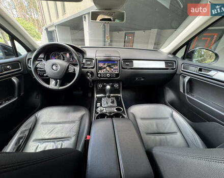 Чорний Фольксваген Туарег, об'ємом двигуна 2.97 л та пробігом 194 тис. км за 22499 $, фото 28 на Automoto.ua