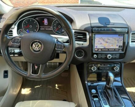 Чорний Фольксваген Туарег, об'ємом двигуна 3 л та пробігом 78 тис. км за 9000 $, фото 6 на Automoto.ua