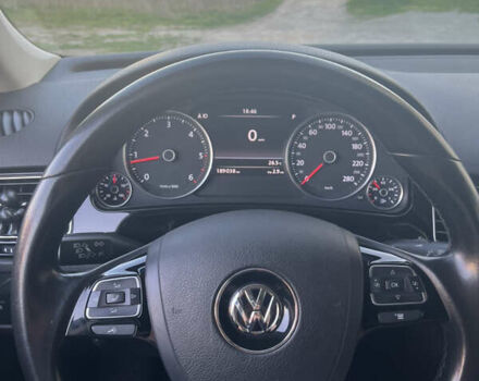 Черный Фольксваген Туарег, объемом двигателя 2.97 л и пробегом 195 тыс. км за 25900 $, фото 12 на Automoto.ua