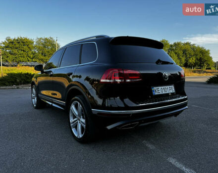 Черный Фольксваген Туарег, объемом двигателя 2.97 л и пробегом 202 тыс. км за 30000 $, фото 9 на Automoto.ua