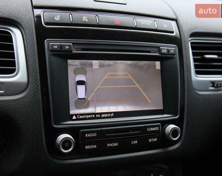 Черный Фольксваген Туарег, объемом двигателя 2.97 л и пробегом 241 тыс. км за 22500 $, фото 15 на Automoto.ua