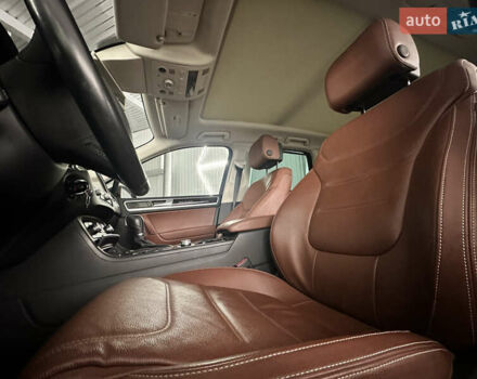 Черный Фольксваген Туарег, объемом двигателя 3 л и пробегом 56 тыс. км за 27000 $, фото 25 на Automoto.ua