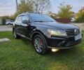 Черный Фольксваген Туарег, объемом двигателя 3 л и пробегом 181 тыс. км за 26000 $, фото 7 на Automoto.ua