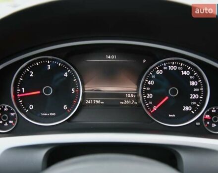 Черный Фольксваген Туарег, объемом двигателя 2.97 л и пробегом 241 тыс. км за 22500 $, фото 14 на Automoto.ua