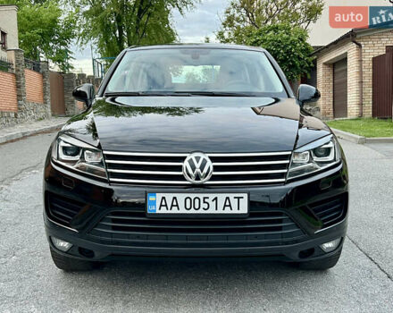Черный Фольксваген Туарег, объемом двигателя 2.97 л и пробегом 267 тыс. км за 19900 $, фото 2 на Automoto.ua