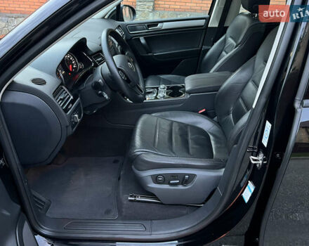 Черный Фольксваген Туарег, объемом двигателя 2.97 л и пробегом 267 тыс. км за 19900 $, фото 30 на Automoto.ua