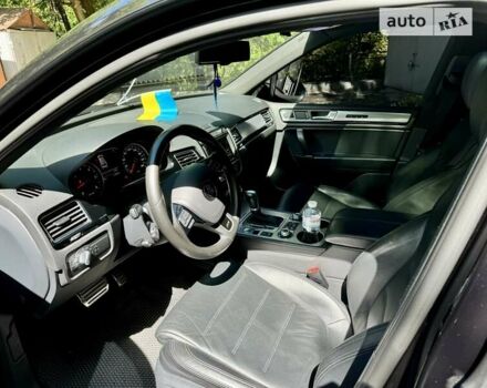 Чорний Фольксваген Туарег, об'ємом двигуна 2.97 л та пробігом 130 тис. км за 33000 $, фото 10 на Automoto.ua