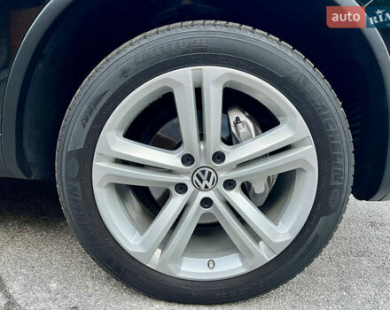 Черный Фольксваген Туарег, объемом двигателя 2.97 л и пробегом 267 тыс. км за 19900 $, фото 23 на Automoto.ua