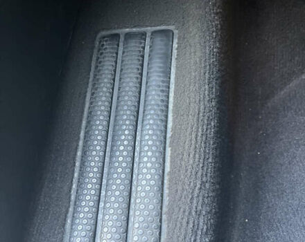 Черный Фольксваген Туарег, объемом двигателя 2.97 л и пробегом 195 тыс. км за 25900 $, фото 20 на Automoto.ua