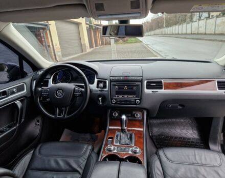 Чорний Фольксваген Туарег, об'ємом двигуна 3 л та пробігом 242 тис. км за 23000 $, фото 17 на Automoto.ua