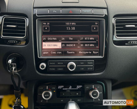 Черный Фольксваген Туарег, объемом двигателя 3 л и пробегом 129 тыс. км за 27500 $, фото 18 на Automoto.ua