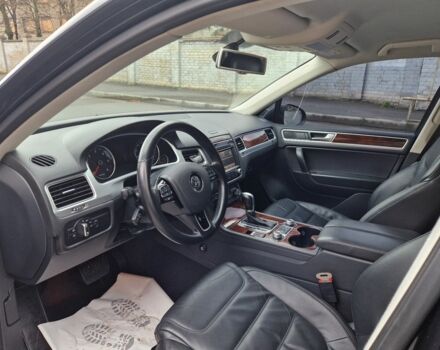 Чорний Фольксваген Туарег, об'ємом двигуна 3 л та пробігом 242 тис. км за 23000 $, фото 11 на Automoto.ua