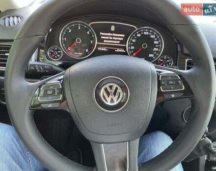 Фольксваген Туарег 2015 в Виннице на Automoto.ua Черный Фольксваген Туарег, объемом двигателя 2.97 л и пробегом 172 тыс. км за 25000 $, фото 34 на Automoto.ua
