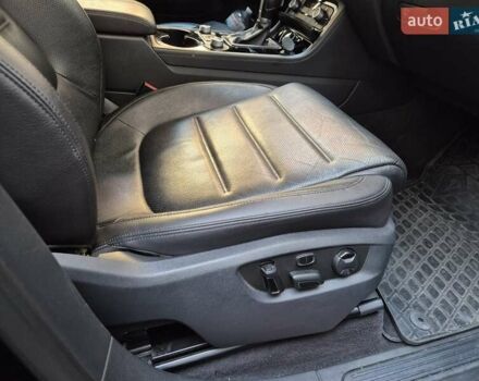 Черный Фольксваген Туарег, объемом двигателя 3 л и пробегом 263 тыс. км за 29000 $, фото 44 на Automoto.ua