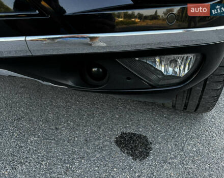 Черный Фольксваген Туарег, объемом двигателя 2.97 л и пробегом 202 тыс. км за 30000 $, фото 16 на Automoto.ua