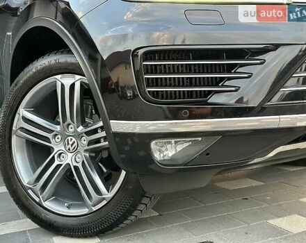 Чорний Фольксваген Туарег, об'ємом двигуна 2.97 л та пробігом 234 тис. км за 28200 $, фото 1 на Automoto.ua