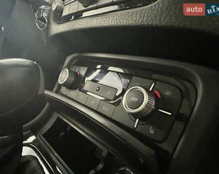 Черный Фольксваген Туарег, объемом двигателя 3 л и пробегом 56 тыс. км за 27000 $, фото 40 на Automoto.ua