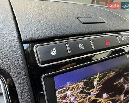 Чорний Фольксваген Туарег, об'ємом двигуна 2.97 л та пробігом 194 тис. км за 22499 $, фото 42 на Automoto.ua