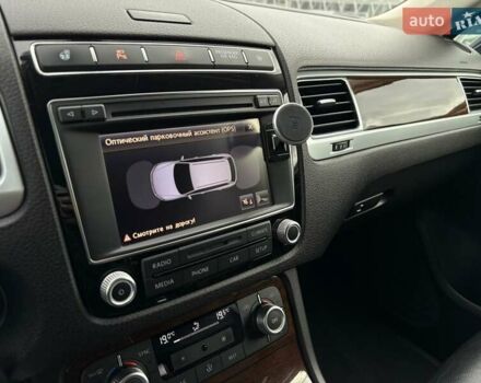 Черный Фольксваген Туарег, объемом двигателя 2.97 л и пробегом 270 тыс. км за 21700 $, фото 12 на Automoto.ua