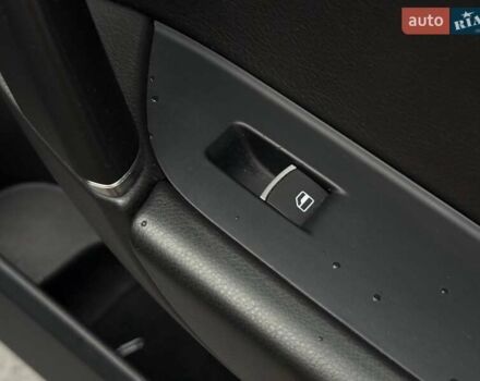 Черный Фольксваген Туарег, объемом двигателя 3.6 л и пробегом 220 тыс. км за 16900 $, фото 65 на Automoto.ua