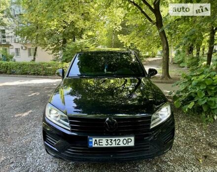 Чорний Фольксваген Туарег, об'ємом двигуна 2.97 л та пробігом 130 тис. км за 33000 $, фото 28 на Automoto.ua