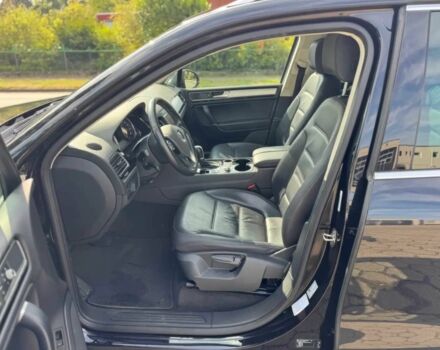 Чорний Фольксваген Туарег, об'ємом двигуна 3 л та пробігом 74 тис. км за 7000 $, фото 9 на Automoto.ua