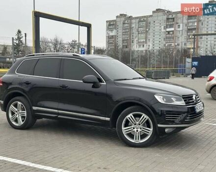 Чорний Фольксваген Туарег, об'ємом двигуна 3 л та пробігом 246 тис. км за 27700 $, фото 3 на Automoto.ua