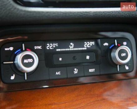 Черный Фольксваген Туарег, объемом двигателя 2.97 л и пробегом 241 тыс. км за 22500 $, фото 17 на Automoto.ua