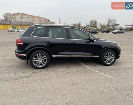 Черный Фольксваген Туарег, объемом двигателя 3 л и пробегом 272 тыс. км за 25000 $, фото 2 на Automoto.ua