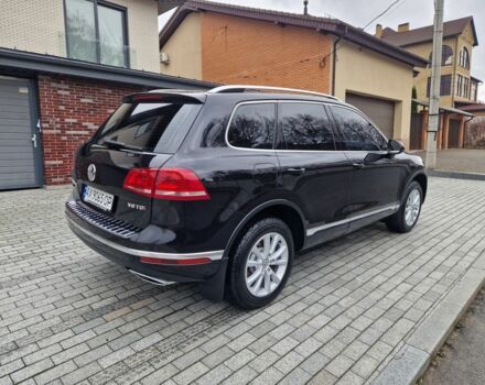 Чорний Фольксваген Туарег, об'ємом двигуна 3 л та пробігом 242 тис. км за 23000 $, фото 5 на Automoto.ua