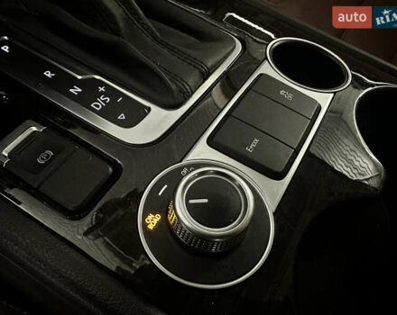 Черный Фольксваген Туарег, объемом двигателя 3 л и пробегом 56 тыс. км за 27000 $, фото 31 на Automoto.ua