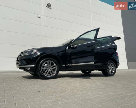 Чорний Фольксваген Туарег, об'ємом двигуна 3.6 л та пробігом 123 тис. км за 24400 $, фото 4 на Automoto.ua