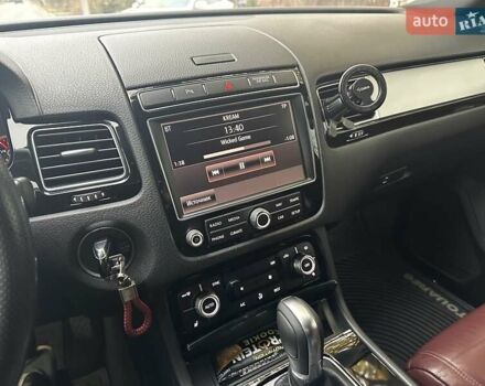 Черный Фольксваген Туарег, объемом двигателя 2.97 л и пробегом 270 тыс. км за 21500 $, фото 17 на Automoto.ua