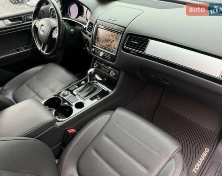 Черный Фольксваген Туарег, объемом двигателя 3.6 л и пробегом 220 тыс. км за 16900 $, фото 68 на Automoto.ua