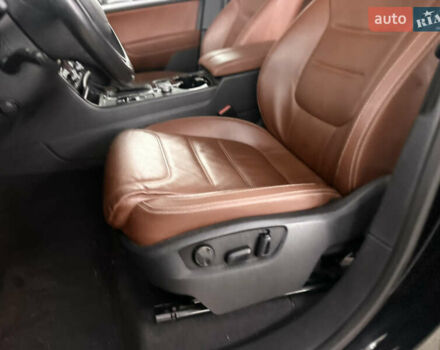 Черный Фольксваген Туарег, объемом двигателя 3 л и пробегом 56 тыс. км за 27000 $, фото 26 на Automoto.ua