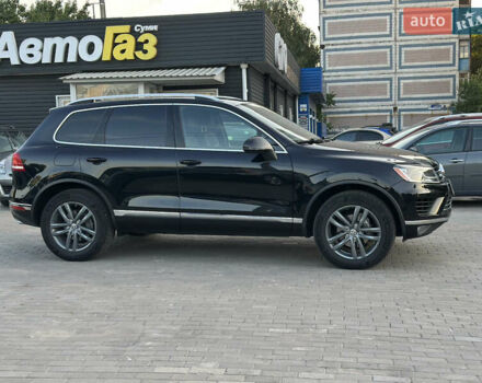 Чорний Фольксваген Туарег, об'ємом двигуна 2.97 л та пробігом 194 тис. км за 24999 $, фото 3 на Automoto.ua