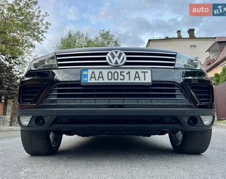Черный Фольксваген Туарег, объемом двигателя 2.97 л и пробегом 267 тыс. км за 19900 $, фото 13 на Automoto.ua