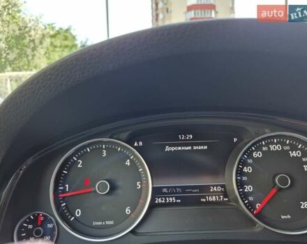 Черный Фольксваген Туарег, объемом двигателя 3 л и пробегом 263 тыс. км за 29000 $, фото 31 на Automoto.ua