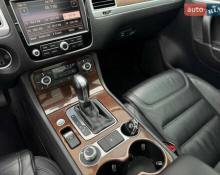 Черный Фольксваген Туарег, объемом двигателя 3.6 л и пробегом 219 тыс. км за 16999 $, фото 30 на Automoto.ua